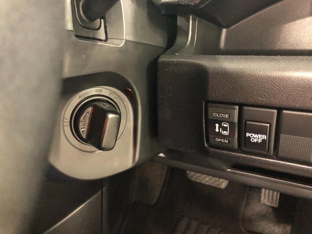 プレマシー２０Ｅ　走行７５５２８キロ／車検整備付／ナビ／バックカメラ一年保証・走行距離無制限　走行７５５２８キロ　助手席エアバック　ＥＴＣ　ワンセグナビ　ブルートゥース　バックカメラ　サイドエアバック　純正カーペットマット（埼玉県）の中古車