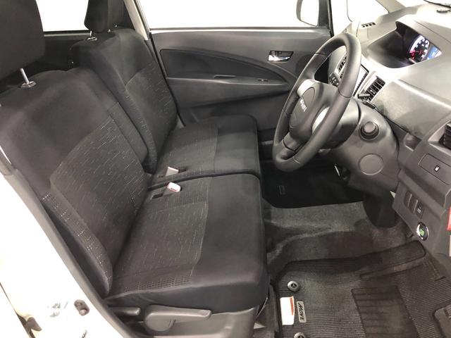 ムーヴカスタム　ＲＳ　走行２８１５８キロ／４ＷＤ／タイヤ４本交換一年保証・走行距離無制限　走行２８１５８キロ　助手席エアバック　純正カーペットマット　ワンセグナビ　ＤＶＤ　オートライト　ＨＩＤヘッドライト　アイドリングストップ　ベンチシート（埼玉県）の中古車