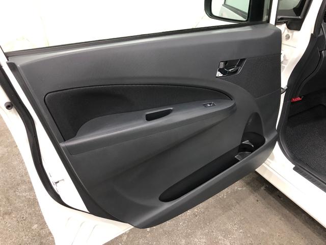 ムーヴカスタム　ＲＳ　走行２８１５８キロ／４ＷＤ／タイヤ４本交換一年保証・走行距離無制限　走行２８１５８キロ　助手席エアバック　純正カーペットマット　ワンセグナビ　ＤＶＤ　オートライト　ＨＩＤヘッドライト　アイドリングストップ　ベンチシート（埼玉県）の中古車
