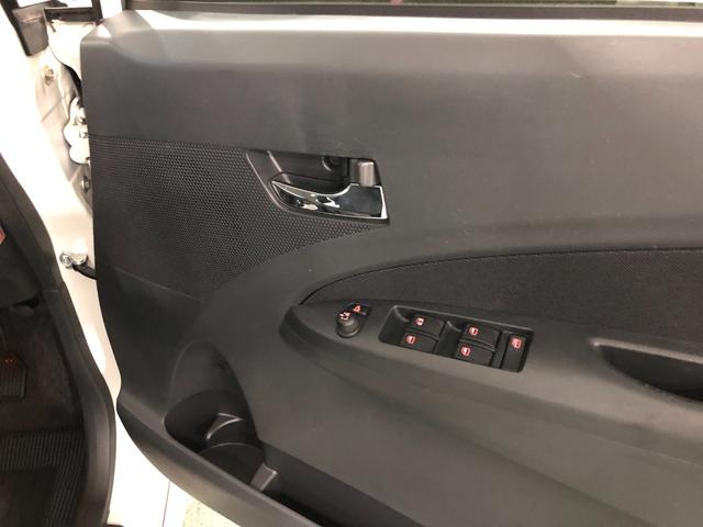 ムーヴカスタム　ＲＳ　走行２８１５８キロ／４ＷＤ／タイヤ４本交換一年保証・走行距離無制限　走行２８１５８キロ　助手席エアバック　純正カーペットマット　ワンセグナビ　ＤＶＤ　オートライト　ＨＩＤヘッドライト　アイドリングストップ　ベンチシート（埼玉県）の中古車