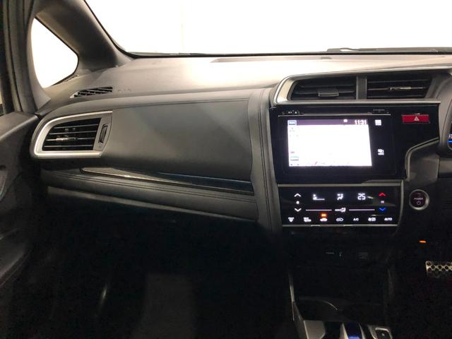フィットハイブリッドＳパッケージ　車検整備付／走行２５７２７キロ／バックカメラ１年保証距離無制限　走行距離２５７２７キロ　車検整備付　ＴＶレスナビ　バックカメラ　ブルートゥース　純正カーペットマット　サイドエアバッグ　ＬＥＤヘッドランプ（埼玉県）の中古車