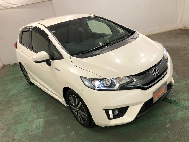 フィットハイブリッドＳパッケージ　車検整備付／走行２５７２７キロ／バックカメラ１年保証距離無制限　走行距離２５７２７キロ　車検整備付　ＴＶレスナビ　バックカメラ　ブルートゥース　純正カーペットマット　サイドエアバッグ　ＬＥＤヘッドランプ（埼玉県）の中古車