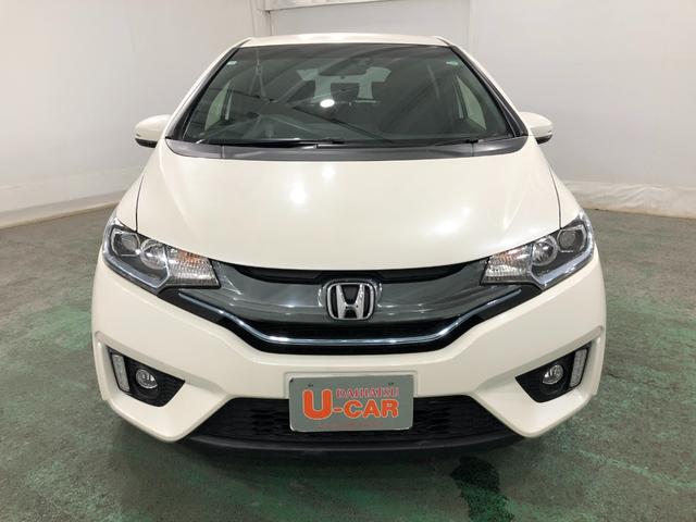 フィットハイブリッドＳパッケージ　車検整備付／走行２５７２７キロ／バックカメラ１年保証距離無制限　走行距離２５７２７キロ　車検整備付　ＴＶレスナビ　バックカメラ　ブルートゥース　純正カーペットマット　サイドエアバッグ　ＬＥＤヘッドランプ（埼玉県）の中古車