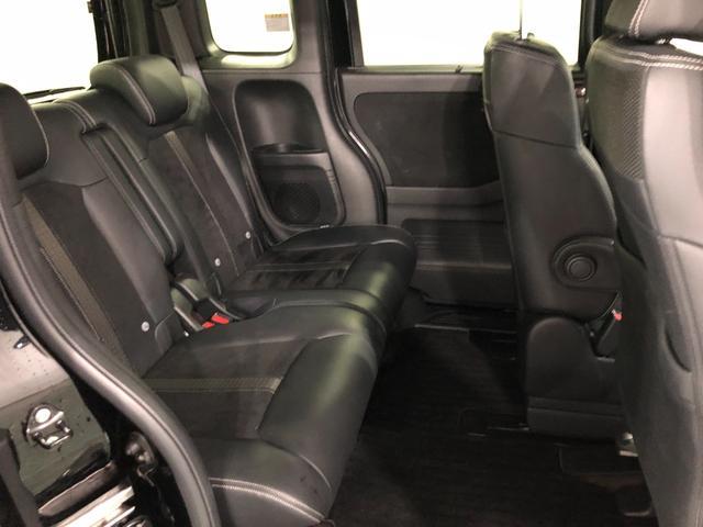 N−BOXカスタムG・EXターボホンダセンシング 走行1.9万キロ/車検整備付一年保証・走行距離無制限 走行19781キロ 純正大画面フルセグナビ バックカメラ ブルートゥース サイドエアバック オートライト LEDヘッドライト ベンチシート 両側電動スライドドア(埼玉県)の中古車