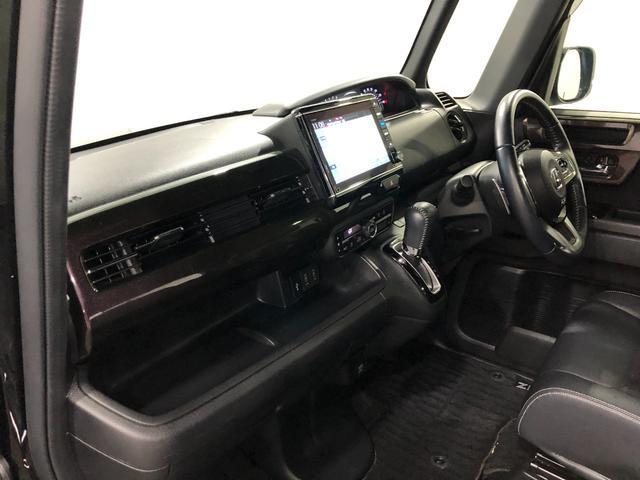 N−BOXカスタムG・EXターボホンダセンシング 走行1.9万キロ/車検整備付一年保証・走行距離無制限 走行19781キロ 純正大画面フルセグナビ バックカメラ ブルートゥース サイドエアバック オートライト LEDヘッドライト ベンチシート 両側電動スライドドア(埼玉県)の中古車