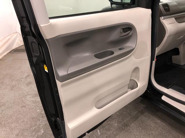 タントＸ　走行３５１６２キロ／車検整備付／タイヤ４本交換／ナビ一年保証・走行距離無制限　走行３５１６２キロ　助手席エアバック　純正カーペットマット　フルセグナビ　ブルートゥース　オートライト　アイドリングストップ　片側電動スライドドア　ベンチシート（埼玉県）の中古車