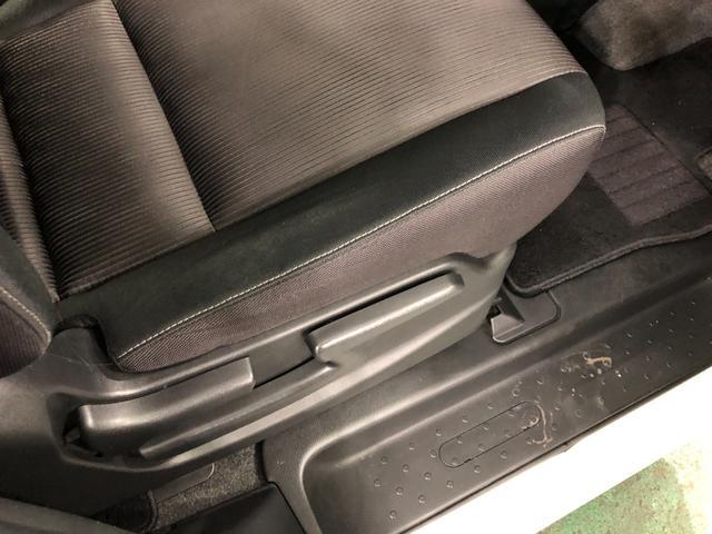 セレナハイウェイスター　ＶセレクションII　後席モニター　ナビ一年保証・走行距離無制限　走行６３３７４キロ　純正フルセグナビ　ＢＴオーディオ　全周囲カメラ　ドラレコ　クルコン　サイドエアバック　オートライト　ＬＥＤヘッドライト　両側電動スライドドア（埼玉県）の中古車