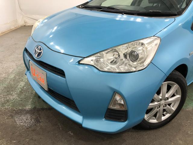 アクアＳ　雹害／走行２４５９９キロ／フルセグナビ／バックカメラ１年保証距離無制限　走行距離２４５９９キロ　フルセグナビ　バックカメラ　ブルートゥース　純正マット　助手席エアバッグ　オートライト　電動格納式ドアミラー（埼玉県）の中古車