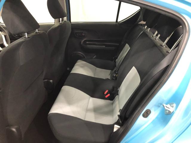 アクアＳ　雹害／走行２４５９９キロ／フルセグナビ／バックカメラ１年保証距離無制限　走行距離２４５９９キロ　フルセグナビ　バックカメラ　ブルートゥース　純正マット　助手席エアバッグ　オートライト　電動格納式ドアミラー（埼玉県）の中古車