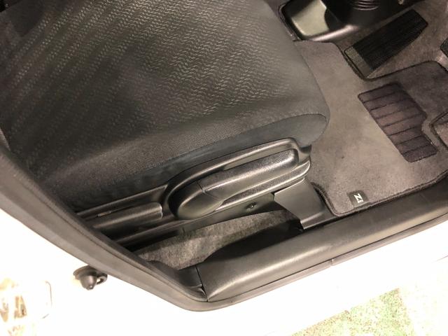 Ｎ−ＢＯＸカスタムＧターボＳＳパッケージ　走行３６６８０キロ／ナビ／後席モニタ一年保証・走行距離無制限　走行３６６８０キロ　ワンセグナビ　ブルートゥース　バックカメラ　ＤＶＤ　後席モニター　サイドエアバック　ＨＩＤヘッドライト　ベンチシート　両側電動スライドドア（埼玉県）の中古車