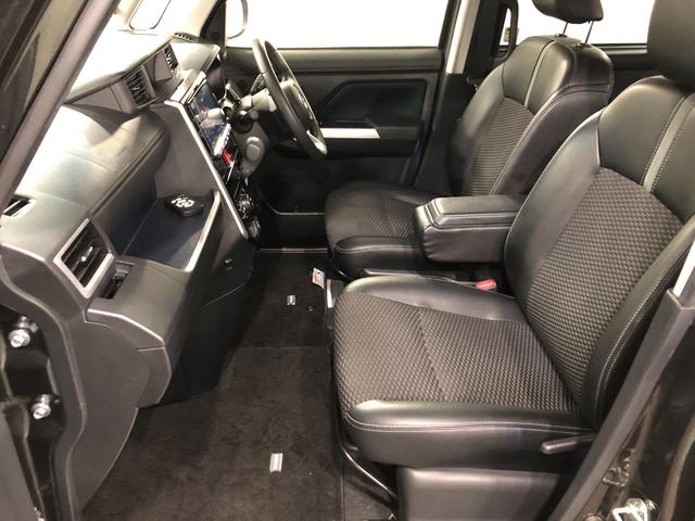 トールカスタムＧ　走行３１５３４キロ／純正ナビ／後席モニター一年保証・走行距離無制限　走行３１５３４キロ　フルセグナビ　バックカメラ　クリアランスソナー　オートライト　ＬＥＤヘッドライト　シートヒーター　両側電動スライドドア（埼玉県）の中古車