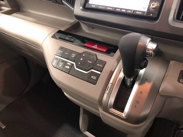 ステップワゴンＧ　ＨＩＤエディション　走行８９１６４キロ　タイヤ４本交換一年保証・走行距離無制限　助手席エアバック　ＥＴＣ　純正カーペットマット　ワンセグナビ　バックカメラ　後席モニター　オートライト　ＨＩＤヘッドライト　両側電動スライドドア（埼玉県）の中古車