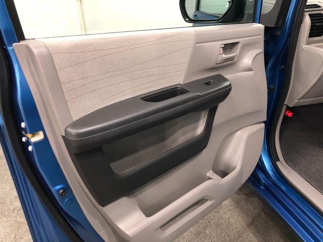 ステップワゴンＧ　ＨＩＤエディション　走行８９１６４キロ　タイヤ４本交換一年保証・走行距離無制限　助手席エアバック　ＥＴＣ　純正カーペットマット　ワンセグナビ　バックカメラ　後席モニター　オートライト　ＨＩＤヘッドライト　両側電動スライドドア（埼玉県）の中古車