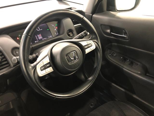 フィットｅ：ＨＥＶホーム走行２１１６４キロ／ナビドラレコ／バックカメ一年保証・走行距離無制限　走行２１１６４キロ　助手席エアバック　ＥＴＣ　純正カーペットマット　フルセグナビ　ブルートゥース　バックカメラ　ドラレコ　クリアランスソナー　オートライト　ＬＥＤヘッドライト（埼玉県）の中古車