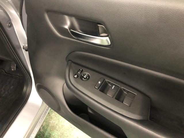 フィットｅ：ＨＥＶホーム走行２１１６４キロ／ナビドラレコ／バックカメ一年保証・走行距離無制限　走行２１１６４キロ　助手席エアバック　ＥＴＣ　純正カーペットマット　フルセグナビ　ブルートゥース　バックカメラ　ドラレコ　クリアランスソナー　オートライト　ＬＥＤヘッドライト（埼玉県）の中古車