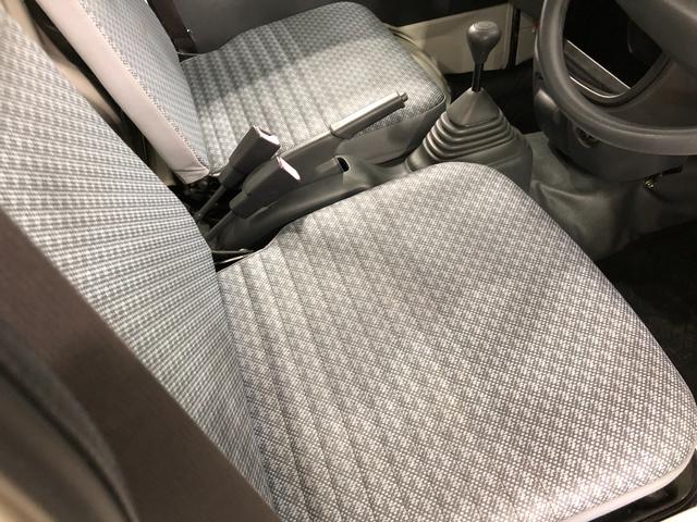 ハイゼットトラックエアコン・パワステ　スペシャル　走行１５９１１キロ／ＭＴ一年保証・走行距離無制限　走行１５９１１キロ　助手席エアバック　純正カーペットマット　エアコン　パワステ　５速ＭＴ　ＡＭＦＭラジオ（埼玉県）の中古車