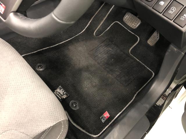 コペンＧＲ　スポーツ　走行３５１４８キロ／タイヤ４本交換／ナビ一年保証・走行距離無制限　走行３５１４８キロ　助手席エアバック　純正カーペットマット　フルセグナビ　ブルートゥース　ＤＶＤ　ＬＥＤヘッドライト　アイドリングストップ　シートヒーター（埼玉県）の中古車