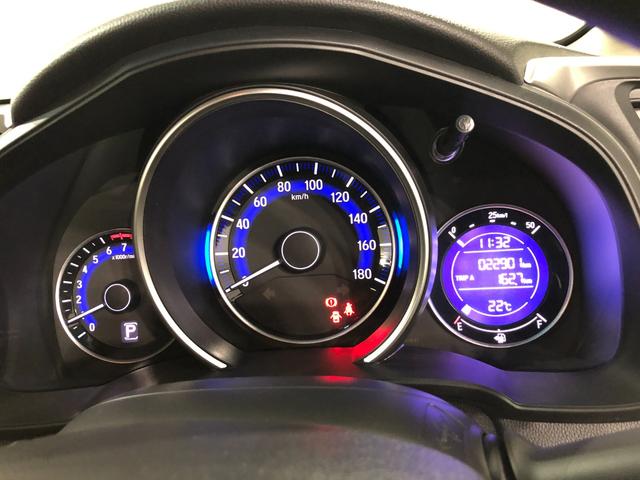 フィット１３Ｇ・Ｆパッケージ　走行２２９０１キロ／ナビ／バックカメラ一年保証・走行距離無制限　走行２２９０１キロ　助手席エアバック　ＥＴＣ　純正カーペットマット　ワンセグナビバックカメラ　ドラレコ（埼玉県）の中古車