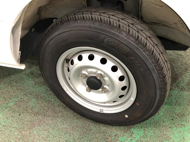 ハイゼットトラック垂直式テールリフト　走行２４０８９キロ／ＦＭＡＭラジオ１年保証距離無制限　走行距離２４０８９キロ　ＦＭＡＭラジオ　純正フロアマット　助手席エアバッグ　取扱説明書　メンテナンスノート（埼玉県）の中古車