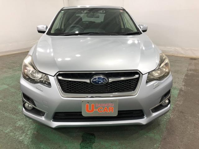 インプレッサスポーツ１．６ｉ−Ｌアイサイト　４ＷＤ／走行１２００２キロ／マット１年保証距離無制限　走行距離１２００２キロ　ＣＤＵＳＢチューナー　純正マット　助手席エアバッグ　オートライト　ＨＩＤヘッドランプ　アイドリングストップ　キーレスエントリー（埼玉県）の中古車