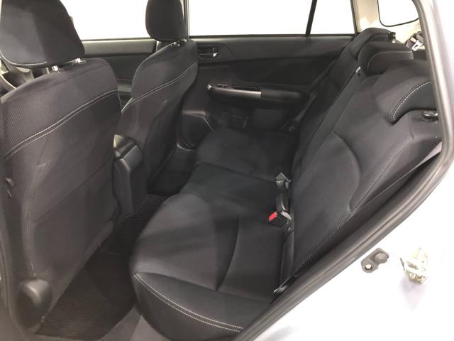 インプレッサスポーツ１．６ｉ−Ｌアイサイト　４ＷＤ／走行１２００２キロ／マット１年保証距離無制限　走行距離１２００２キロ　ＣＤＵＳＢチューナー　純正マット　助手席エアバッグ　オートライト　ＨＩＤヘッドランプ　アイドリングストップ　キーレスエントリー（埼玉県）の中古車