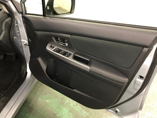インプレッサスポーツ１．６ｉ−Ｌアイサイト　４ＷＤ／走行１２００２キロ／マット１年保証距離無制限　走行距離１２００２キロ　ＣＤＵＳＢチューナー　純正マット　助手席エアバッグ　オートライト　ＨＩＤヘッドランプ　アイドリングストップ　キーレスエントリー（埼玉県）の中古車