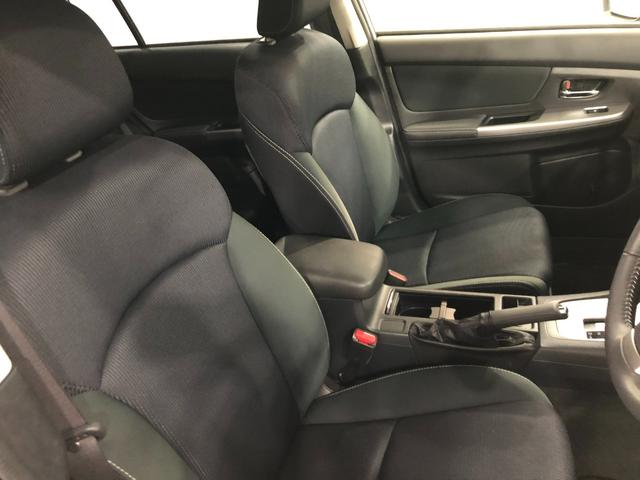 インプレッサスポーツ１．６ｉ−Ｌアイサイト　４ＷＤ／走行１２００２キロ／マット１年保証距離無制限　走行距離１２００２キロ　ＣＤＵＳＢチューナー　純正マット　助手席エアバッグ　オートライト　ＨＩＤヘッドランプ　アイドリングストップ　キーレスエントリー（埼玉県）の中古車