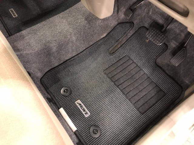 ムーヴＬ　車検整備付／走行６７４５３キロ／ワンセグナビ／純正マット１年保証距離無制限　走行距離６７４５３キロ　ワンセグナビ　純正マット　助手席エアバッグ　アイドリングストップ　電動格納式ドアミラー（埼玉県）の中古車