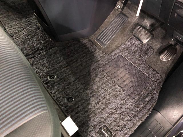 ヴォクシーＸ　Ｃパッケージ　走行４７８２３キロ／車検整備付／修復歴一年保証・走行距離無制限　走行４７９２３キロ　助手席エアバック　ＥＴＣ　純正カーペットマット　ワンセグナビ　ブルートゥース　ドラレコ　オートライト　オートマチックハイビーム（埼玉県）の中古車