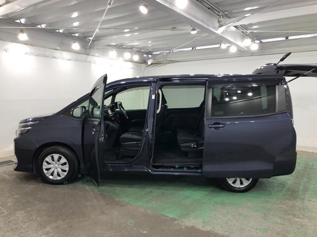 ヴォクシーＸ　Ｃパッケージ　走行４７８２３キロ／車検整備付／修復歴一年保証・走行距離無制限　走行４７９２３キロ　助手席エアバック　ＥＴＣ　純正カーペットマット　ワンセグナビ　ブルートゥース　ドラレコ　オートライト　オートマチックハイビーム（埼玉県）の中古車