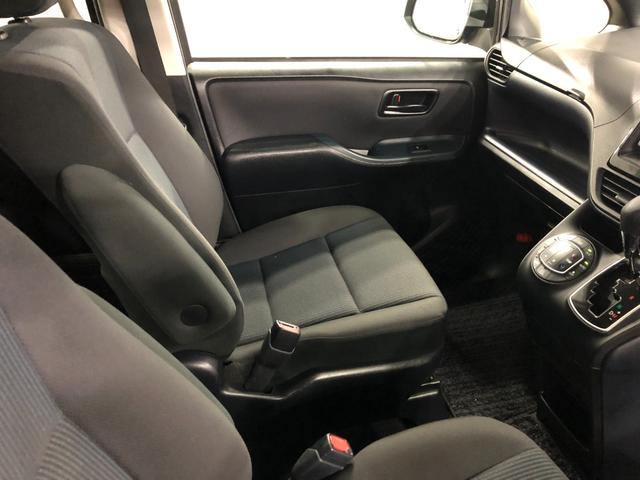 ヴォクシーＸ　Ｃパッケージ　走行４７８２３キロ／車検整備付／修復歴一年保証・走行距離無制限　走行４７９２３キロ　助手席エアバック　ＥＴＣ　純正カーペットマット　ワンセグナビ　ブルートゥース　ドラレコ　オートライト　オートマチックハイビーム（埼玉県）の中古車