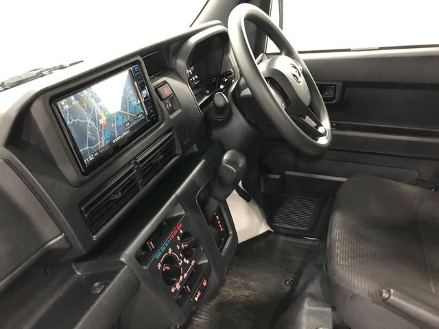 ハイゼットカーゴＤＸ　車検整備付／走行３８１１９キロ／フルセグナビ／ドラレコ１年保証距離無制限　走行距離３８１１９キロ　フルセグナビ　バックカメラ　ブルートゥース　フロアマット　クリアランスソナー　オートライト　アイドリングストップ　両側スライドドア　キーレスエントリー（埼玉県）の中古車