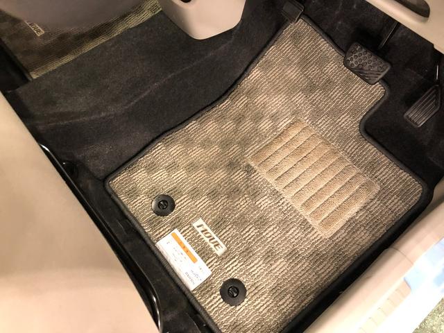 ムーヴＬ　走行４９５０２キロ／ワンセグナビ／バックカメラ／マット１年保証距離無制限　走行距離４９５０２キロ　ワンセグナビ　バックカメラ　純正カーペットマット　助手席エアバッグ　アイドリングストップ　マニュアルエアコン　キーレス　電動格納式ドアミラー（埼玉県）の中古車