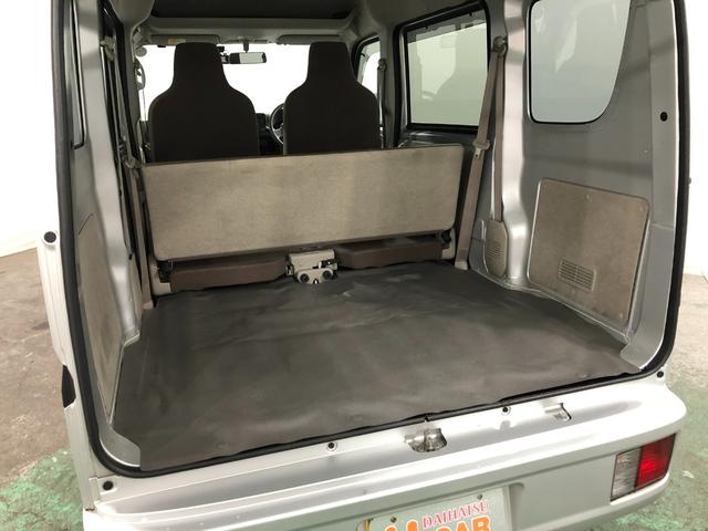 ＮＶ１００クリッパーバンＤＸ　走行８３３９７キロ／ディスプレイオーディオ／純正マット１年保証距離無制限　走行距離８３３９７キロ　ディスプレイオーディオ　ドラレコ　純正フロアマット　キーレスエントリー　マニュアルエアコン（埼玉県）の中古車