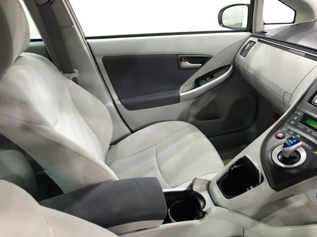 プリウスＳ　走行４４１５６キロ／車検整備付／ナビ／バックカメラ一年保証・走行距離無制限　走行４４１５６キロ　フルセグナビ　バックカメラ　ＥＴＣ　サイドエアバック　オートライト　純正カーペットマット（埼玉県）の中古車