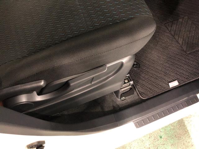 ルーミーカスタムG 走行10399キロ/ナビ/バックカメラ/ETC一年保証・走行距離無制限 走行10399キロ ワンセグナビ ブルートゥース バックカメラ ETC クリアランスソナー オートライト LEDヘッドライト 両側電動スライドドア(埼玉県)の中古車