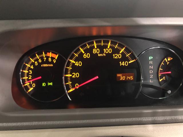 アトレーワゴンカスタムターボＲＳリミテッド　走行３０１４５キロ／４ＷＤ一年保証・走行距離無制限　走行３０１４５キロ　助手席エアバック　純正カーペットマット　ＨＩＤヘッドライト　片側電動スライドドア　キーレス　アルミホイール（埼玉県）の中古車