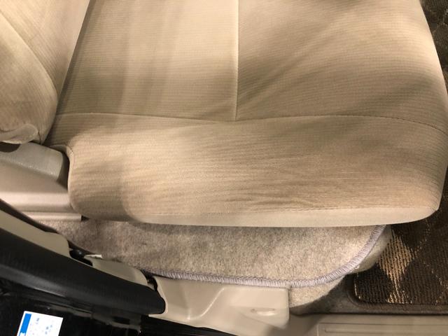 アトレーワゴンカスタムターボＲＳリミテッド　走行３０１４５キロ／４ＷＤ一年保証・走行距離無制限　走行３０１４５キロ　助手席エアバック　純正カーペットマット　ＨＩＤヘッドライト　片側電動スライドドア　キーレス　アルミホイール（埼玉県）の中古車