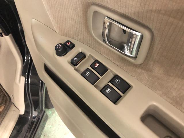 アトレーワゴンカスタムターボＲＳリミテッド　走行３０１４５キロ／４ＷＤ一年保証・走行距離無制限　走行３０１４５キロ　助手席エアバック　純正カーペットマット　ＨＩＤヘッドライト　片側電動スライドドア　キーレス　アルミホイール（埼玉県）の中古車