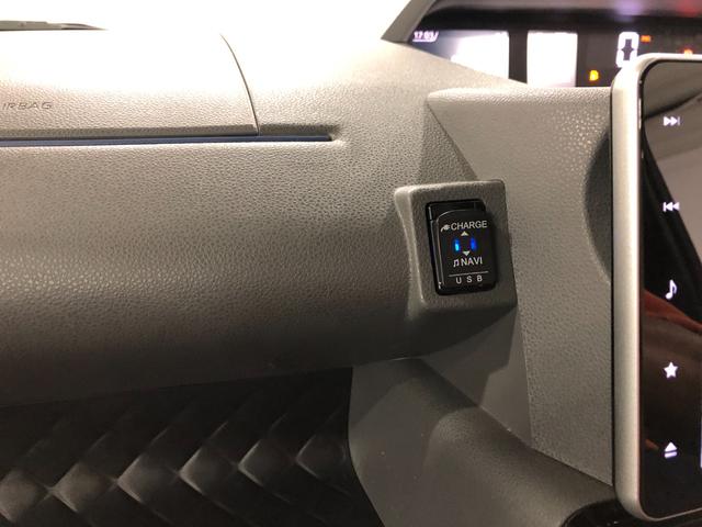 タントカスタムＲＳセレクション　車検整備付　純正ナビ　全周囲カメラ走行４２０９３キロ　９インチフルセグナビ　ブルートゥース　パノラマモニター　ドラレコ　ＥＴＣ　コーナーセンサー　オートライト　ＬＥＤヘッドライト　シートヒーター　両側電動スライドドア　一年保証（東京都）の中古車