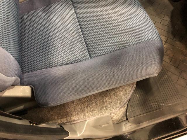 ハイゼットカーゴクルーズ　走行３８２２１キロ／車検整備付／タイヤ４本交換一年保証・走行距離無制限　走行３８２２１キロ　運転席助手席エアバック　キーレス　ＣＤチューナー　純正ゴムマット　電動格納ミラー（埼玉県）の中古車