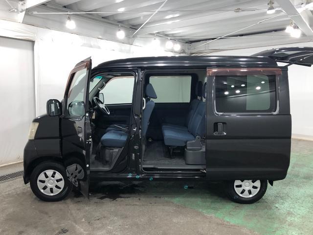 ハイゼットカーゴクルーズ　走行３８２２１キロ／車検整備付／タイヤ４本交換一年保証・走行距離無制限　走行３８２２１キロ　運転席助手席エアバック　キーレス　ＣＤチューナー　純正ゴムマット　電動格納ミラー（埼玉県）の中古車