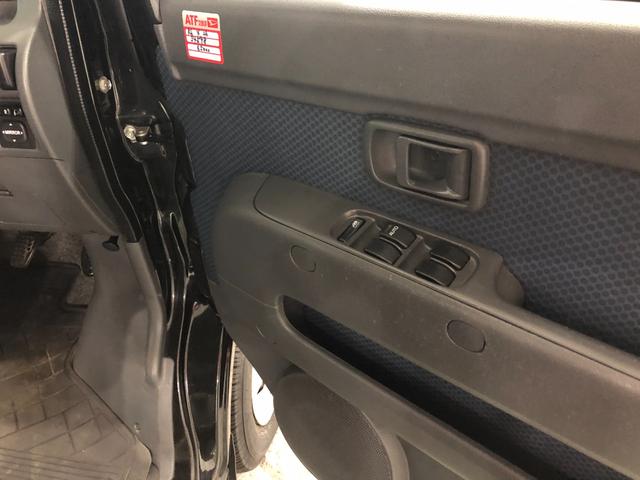 ハイゼットカーゴクルーズ　走行３８２２１キロ／車検整備付／タイヤ４本交換一年保証・走行距離無制限　走行３８２２１キロ　運転席助手席エアバック　キーレス　ＣＤチューナー　純正ゴムマット　電動格納ミラー（埼玉県）の中古車