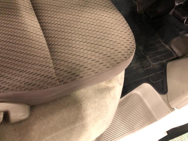 NV100クリッパーバンDX GLパッケージ 走行80185キロ/タイヤ4本交換一年保証・走行距離無制限 走行80185キロ 助手席エアバック 純正カーペットマット(埼玉県)の中古車