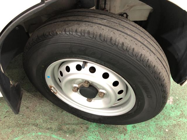 NV100クリッパーバンDX GLパッケージ 走行80185キロ/タイヤ4本交換一年保証・走行距離無制限 走行80185キロ 助手席エアバック 純正カーペットマット(埼玉県)の中古車