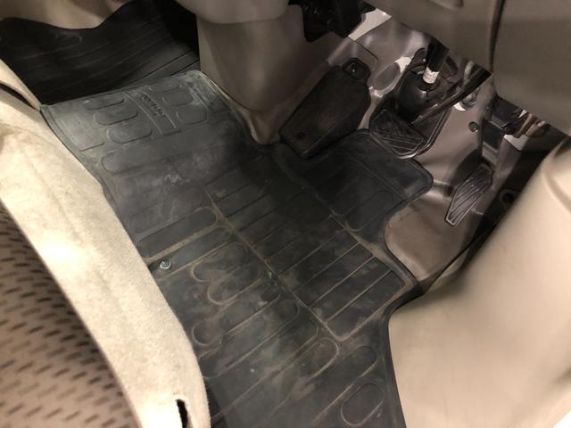 NV100クリッパーバンDX GLパッケージ 走行80185キロ/タイヤ4本交換一年保証・走行距離無制限 走行80185キロ 助手席エアバック 純正カーペットマット(埼玉県)の中古車