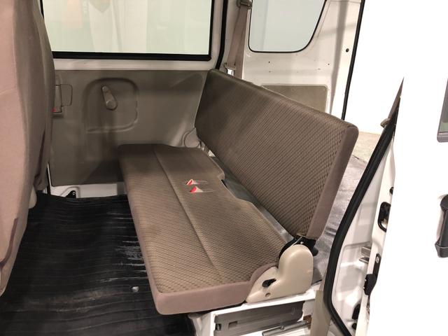 NV100クリッパーバンDX GLパッケージ 走行80185キロ/タイヤ4本交換一年保証・走行距離無制限 走行80185キロ 助手席エアバック 純正カーペットマット(埼玉県)の中古車