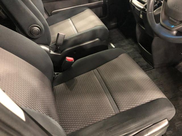 ステップワゴンスパーダスパーダ　走行６７０９７キロ／フルセグナビ／ドラレコ１年保証距離無制限　走行距離６７０９７キロ　フルセグナビ　バックカメラ　ブルートゥース　ドラレコ　純正マット　サイドエアバッグ　ＬＥＤヘッドランプ　両側電動スライドドア　プッシュボタンスタート（埼玉県）の中古車