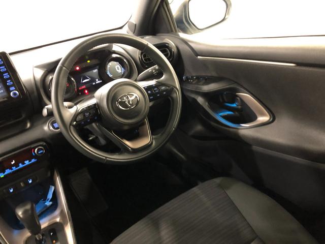 ヤリスＺ　車検整備付／走行２０９８０キロ／フルセグナビ／ドラレコ１年保証距離無制限　走行距離２０９８０キロ　フルセグナビ　バックカメラ　ブルートゥース　ドラレコ　純正マット　サイドエアバッグ　ＬＥＤヘッドランプ　シートヒーター　オート格納式ドアミラー　キーフリー（埼玉県）の中古車