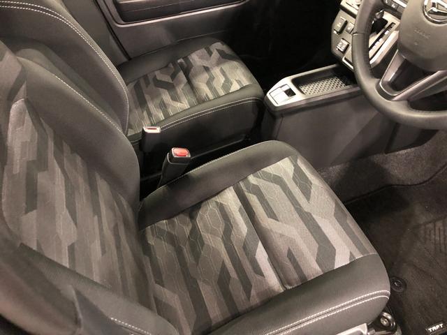 タフトＧターボ　ダーククロムベンチャー　走行６７３４３キロ／ナビ一年保証・走行距離無制限　走行６７３４３キロ　フルセグナビ　ブルートゥース　バックカメラ　ドラレコ　クリアランスソナー　オートライト　ＬＥＤヘッドライト　シートヒーター（埼玉県）の中古車